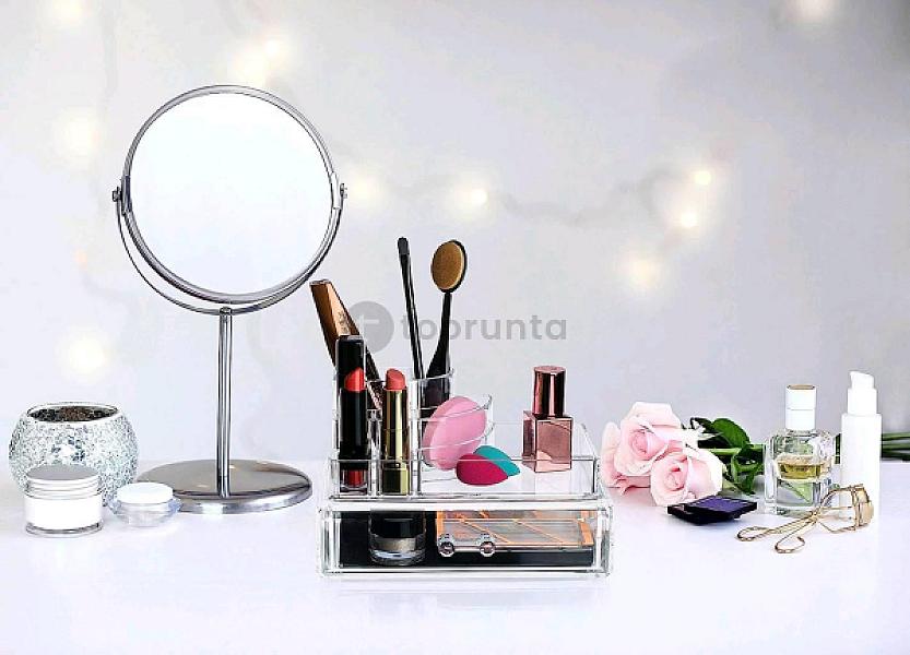 GlamStation / Makeup Organizer with spacious bottom drawer