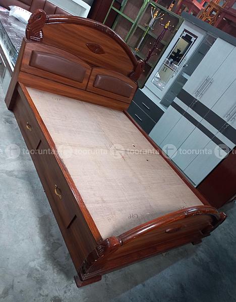 Hans Regjin Box Bed