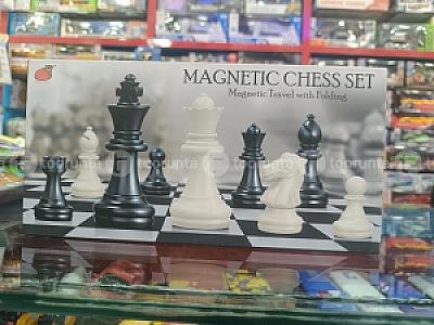 magnetic chess set