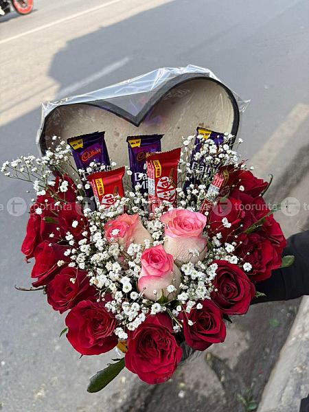 Red And Gypsy Roses With Chocolate Bouquet