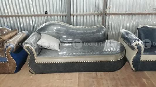Dewn Sofa
