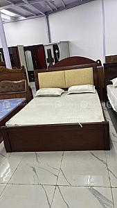 Hyd Lux bed