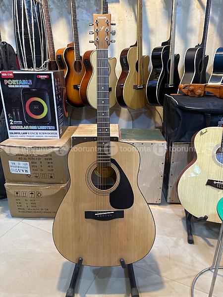 Yamaha Guitar