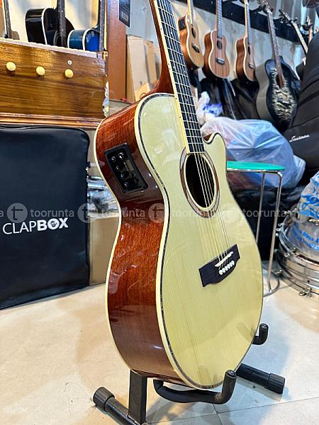 Sqoe Guitar