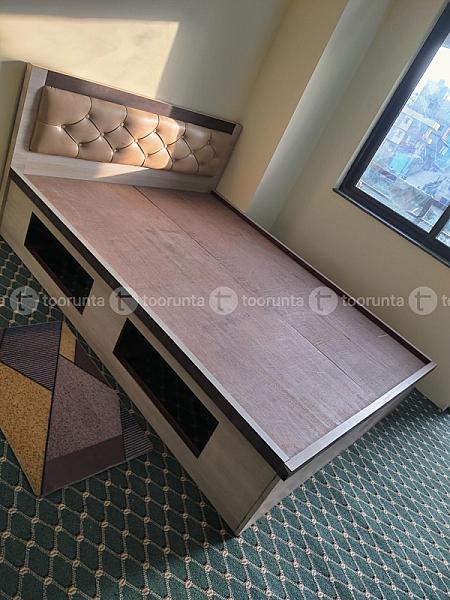 Queen Bed