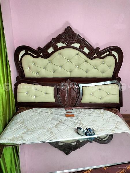 Royal Bed