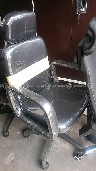Revoling Chair