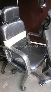revoling chair