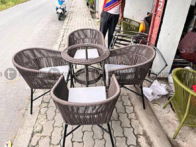outdoor coffee table 4 sit
