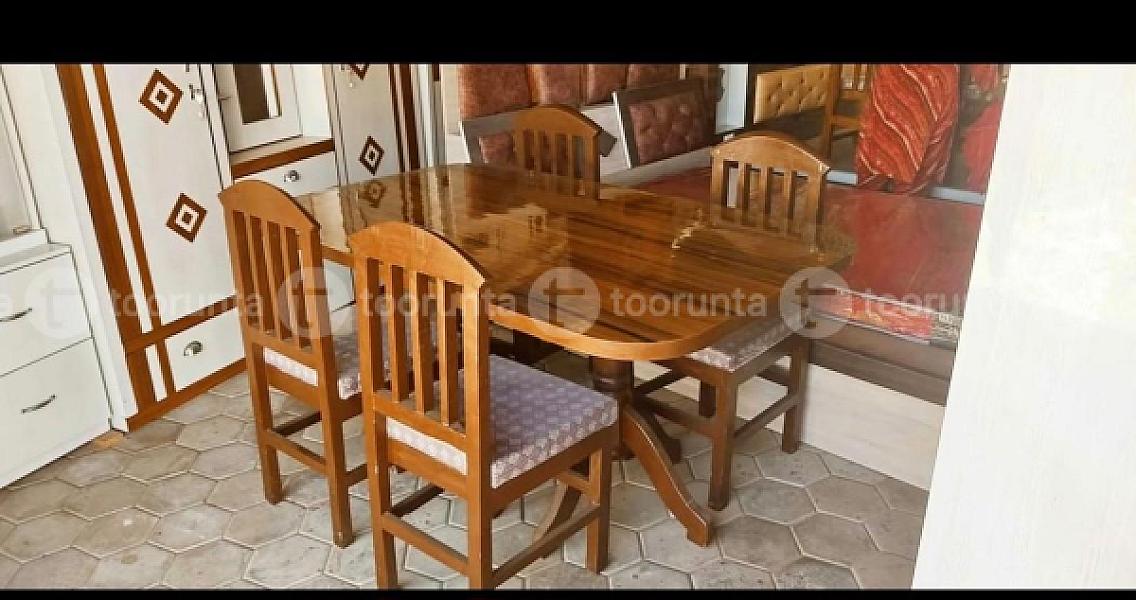 Dining Table 4 Sit