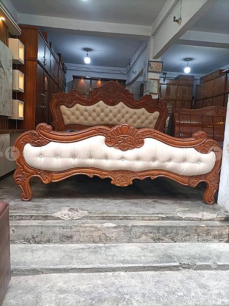 King 👑 Size Bed