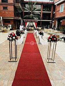 Silver Gate Decor