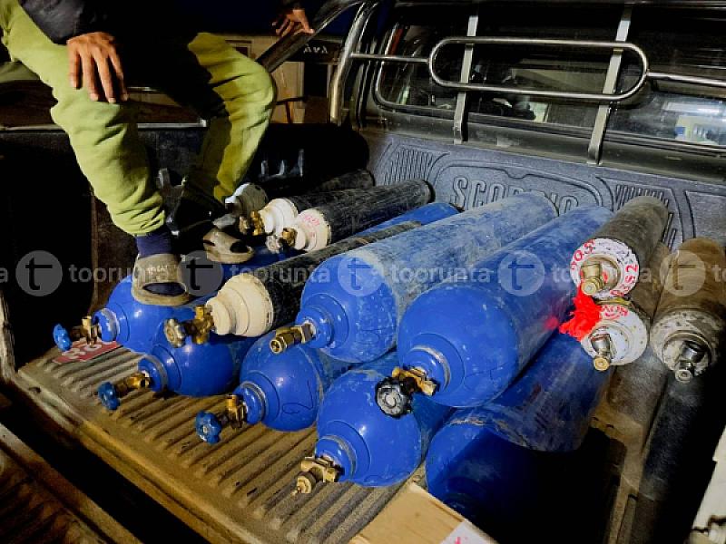 Oxygen Cylinders, Nitrogen, Carbon Dioxide