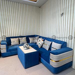 Heavy Handel 7 seater sofa