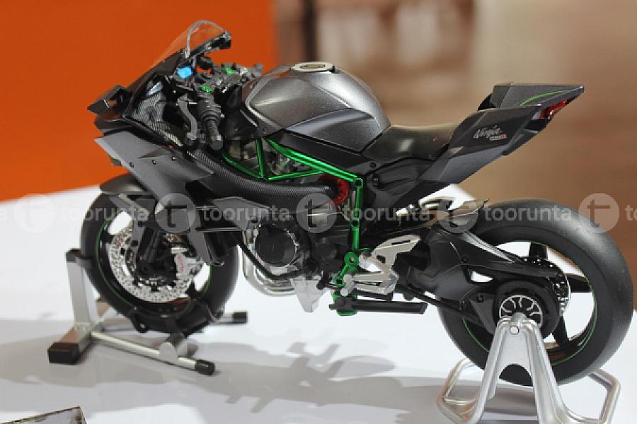 Kawasaki Ninja H2r Diy Cast