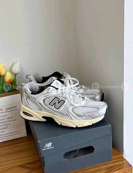 New Balance 530