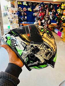 Vega bolt helmet