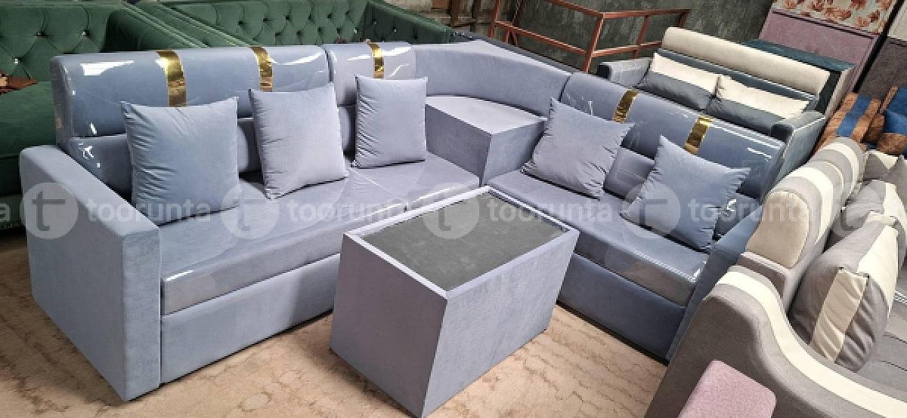 Small Carnor Sofa