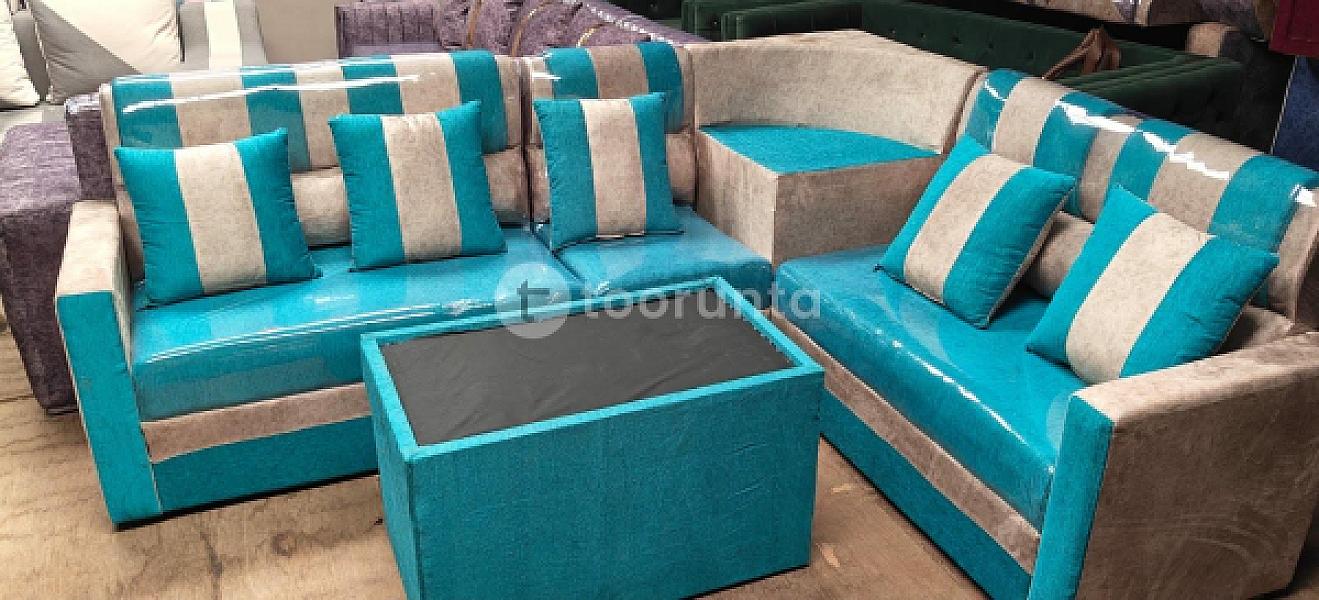 L Carnor Sofa