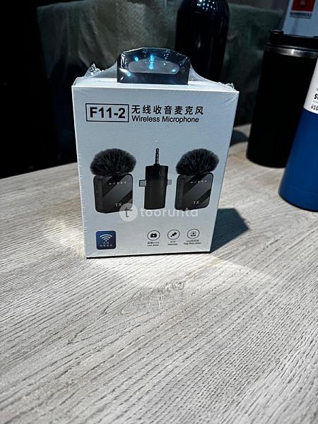 F11 Wireless Mic