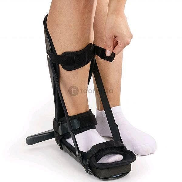 The Tynor Pf Night Splint Derotation D-41