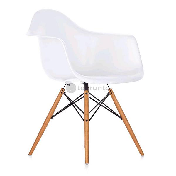 Eames Armrest Chair