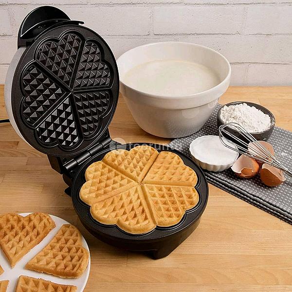 Boma Heart Waffle Maker- Non-stick Waffle Griddle Iron With Browning Control- 5 Heart-shaped Waffles