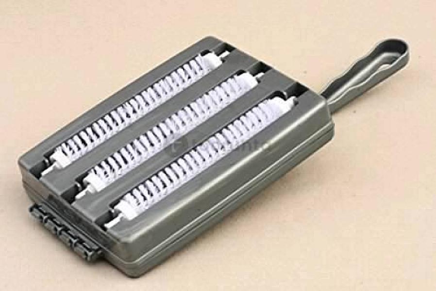 Carpet Brush (3 Rollers)
