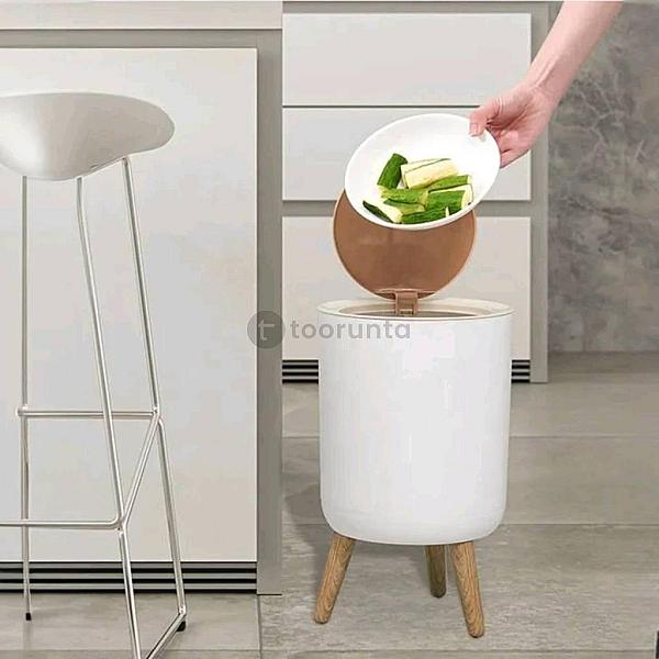 High Foot Wood Grain Trash Can