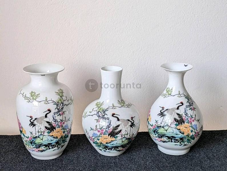 Floral Essence / Ceramic Vase 10″ | Crane Pair | 1 Pc