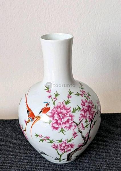 Floral Essence / Ceramic Vase 10″ | Phoenix | 1 Pc